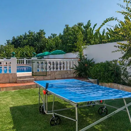 בית נופש Canadu By Ruralidays נרחה